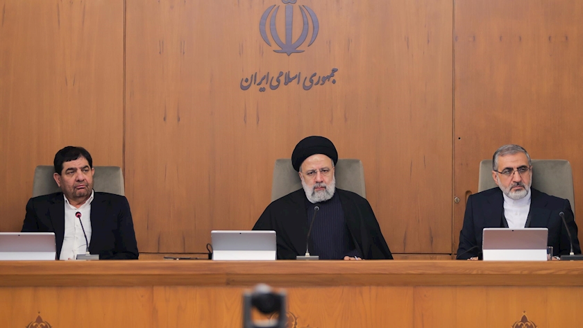 Iranpress:  ماموریت رئیس جمهور به دستگاههای اجرایی برای حمایت از نهاد خانواده