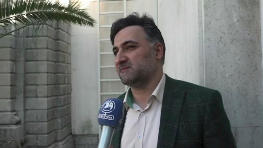 Iranpress: توضیحات فیروزآبادی در خصوص افتتاح بزرگترین راکتور نانو ازن‌ساز آب در کشور