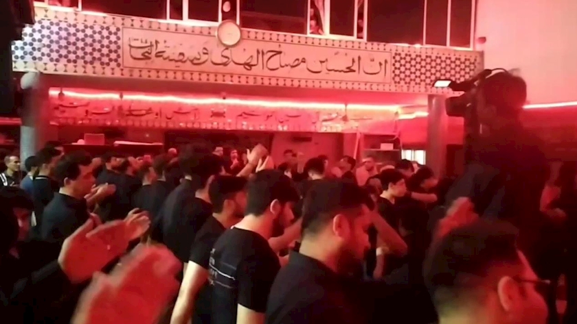 Iranpress: عزاداری شب تاسوعا حسینی (ع) در حیدرآباد هند