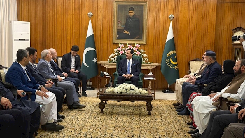 Iranpress: رئیس سنای پاکستان در دیدار با قالیباف بر هم‌افزایی بیشتر تهران و اسلام‌آباد تأکید کرد