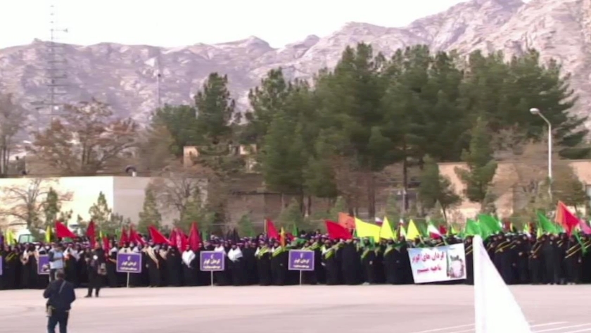Iranpress: برگزاری رزمایش اقتدار بسیج در سراسر کشور