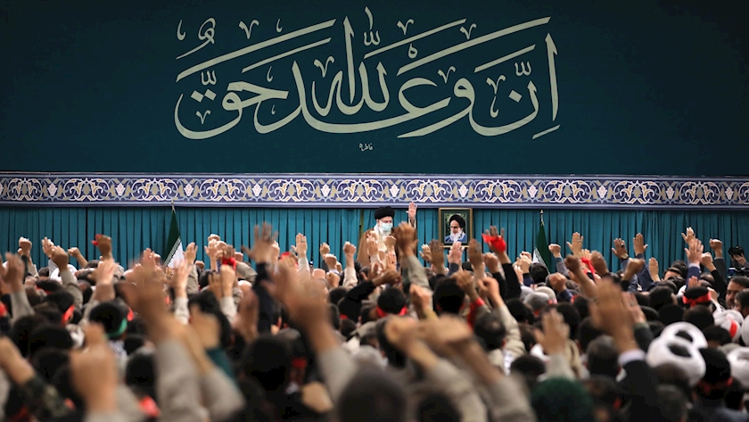 Iranpress:  امروز؛ دیدار بسیجیان سراسر ایران با رهبر معظم انقلاب اسلامی
