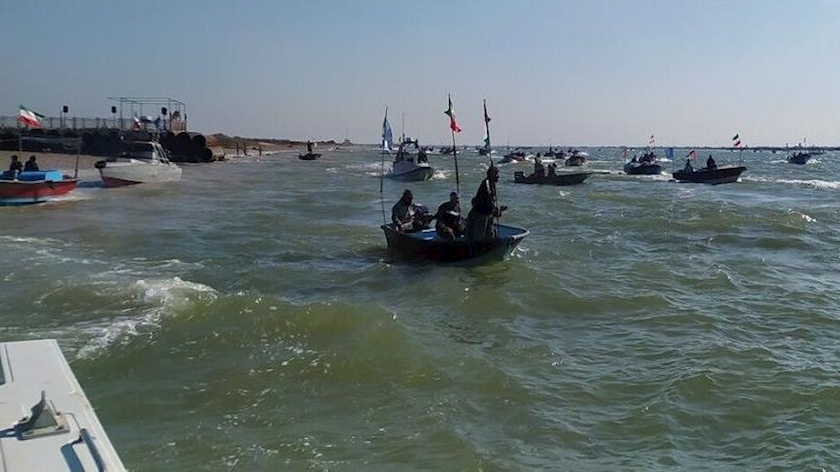 Iranpress: ببینید: رزمایش مشترک دریایی ایران و عراق در ‌اروند‌رود