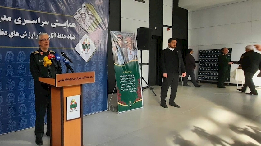 ایران پرس: آغاز به کار نمایشگاه دستاوردهای بنیاد حفظ آثار و نشر ارزش های دفاع مقدس
