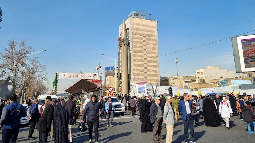 Iranpress: تصاویری از راهپیمایی یوم الله 22 بهممن در پایتخت