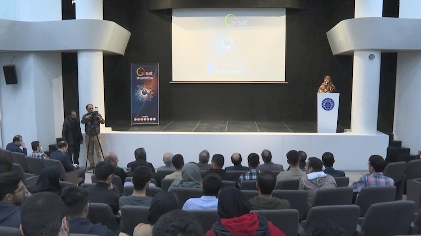 Iranpress: برگزاری مراسم افتتاحیه رویداد رقابتی طراحی و ساخت ماهواره مکعبی 