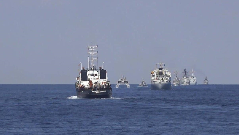 Iranpress: تیراندازی ناوهای ایران، چین و روسیه به سمت اهداف دریایی