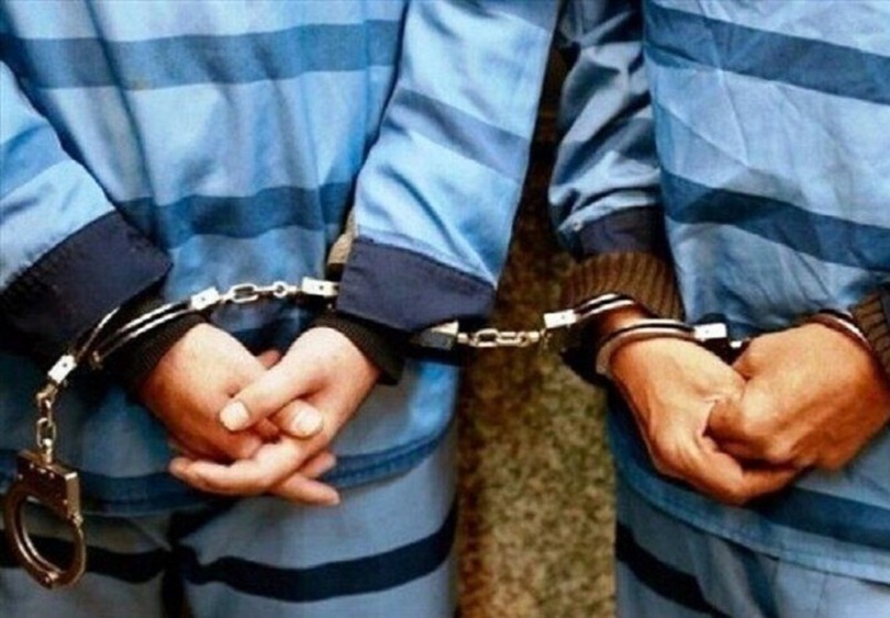 Iranpress: قاتل داریوش مهرجویی و همسرش دستگیر شد
