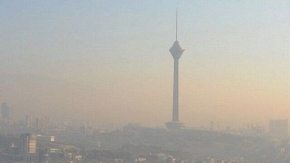 Iranpress:  دورکاری یک سوم کارمندان و تعطیلی مهدهای کودک در روز چهارشنبه