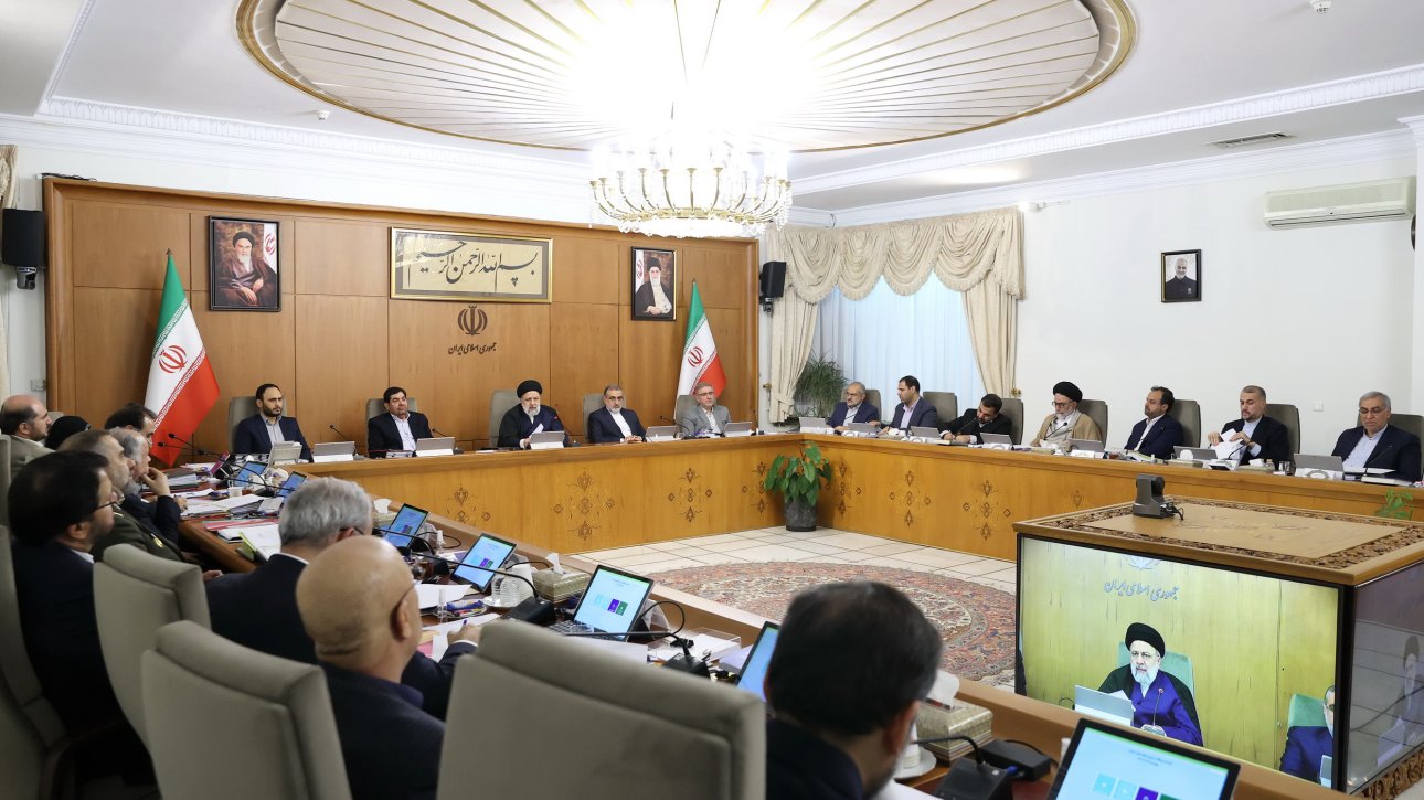 Iranpress: دولت در دوسال اخیر محور شناسایی و برخورد با گلوگاه‌های فساد بوده است