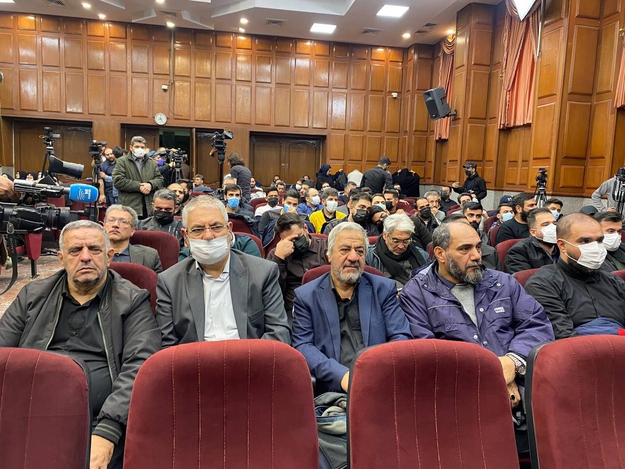 Iranpress: آغاز نخستین جلسه محاکمه اعضای گروهک منافقین