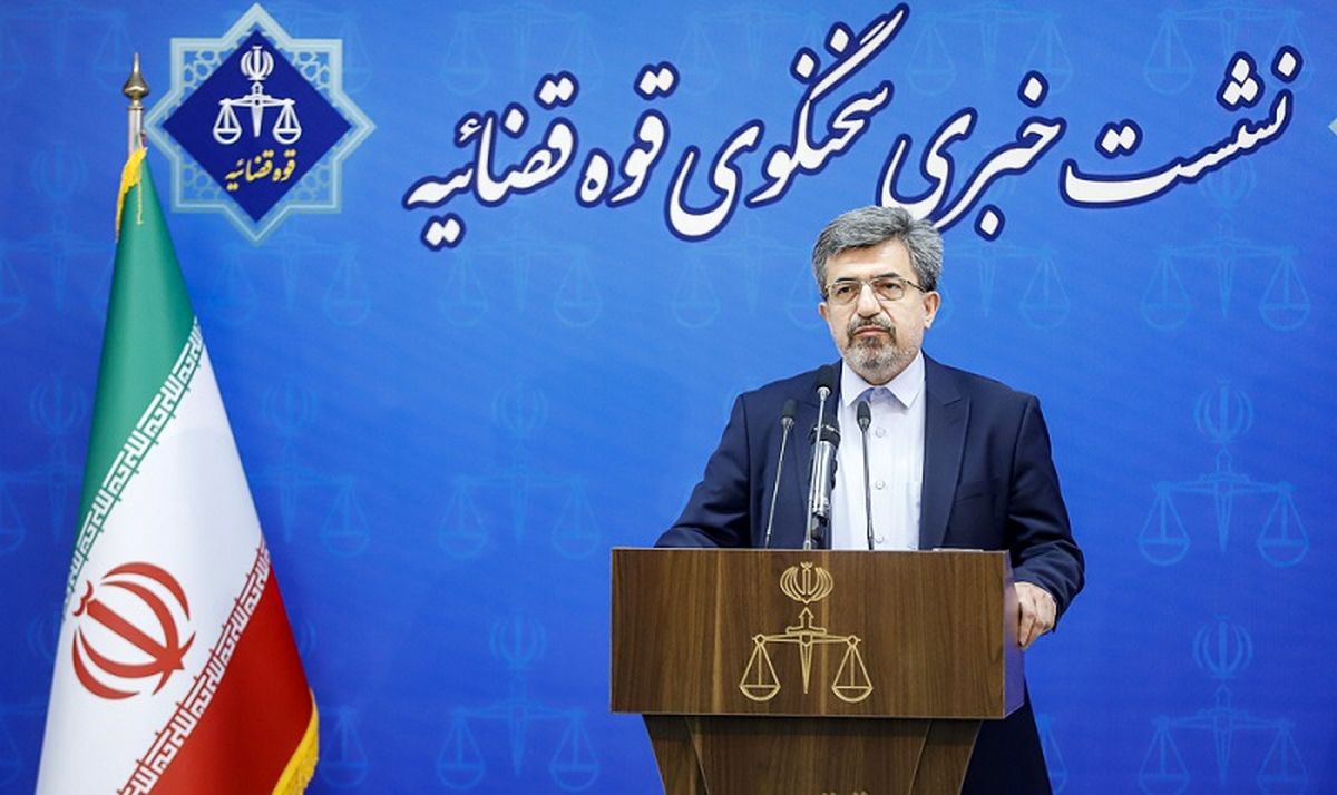 Iranpress: ستایشی: حکم حمید نوری فاقد وجاهت قانونی و حقوقی است