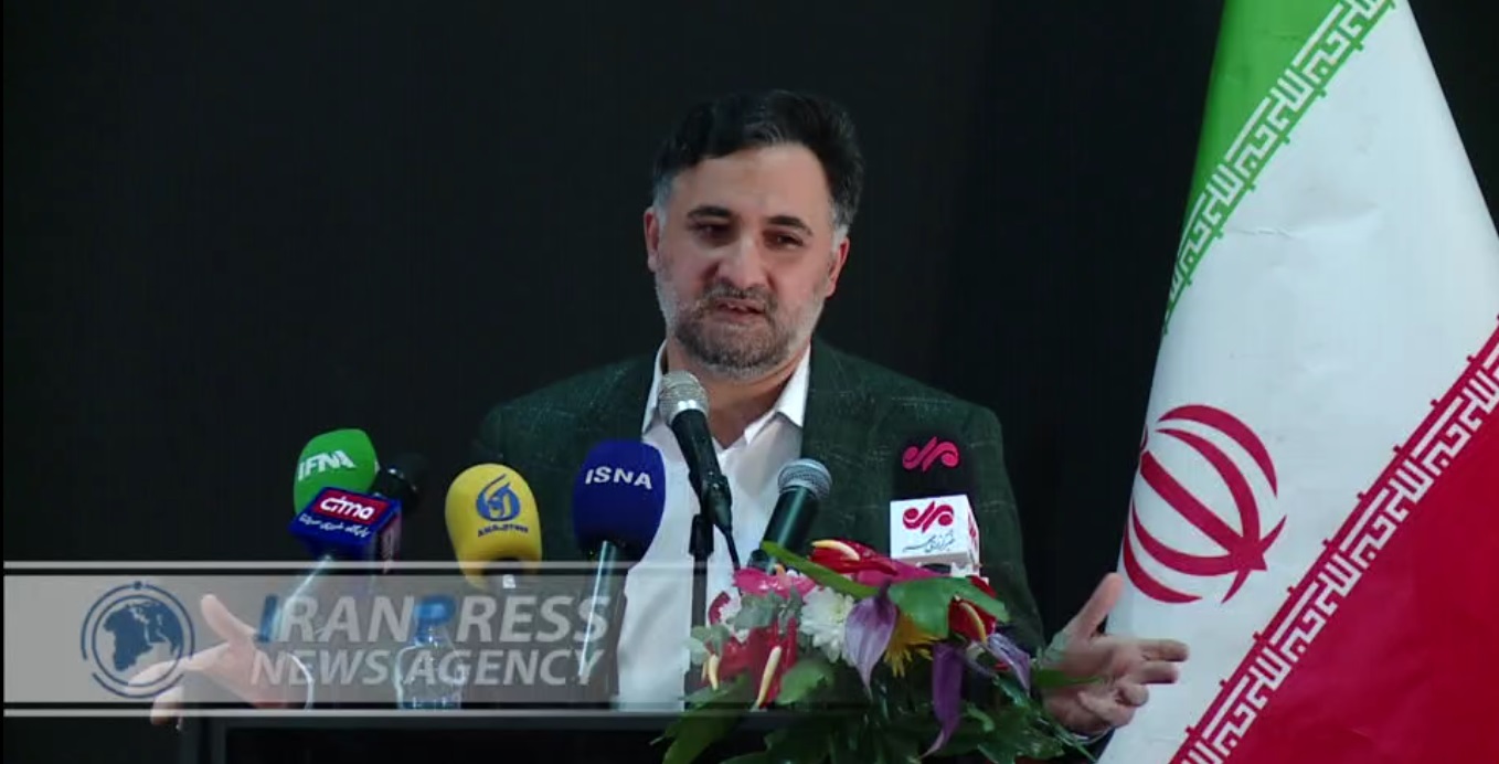 Iranpress: اقتصاد دیجیتال در ایران بیش از 2 برابر فرصت توسعه دارد