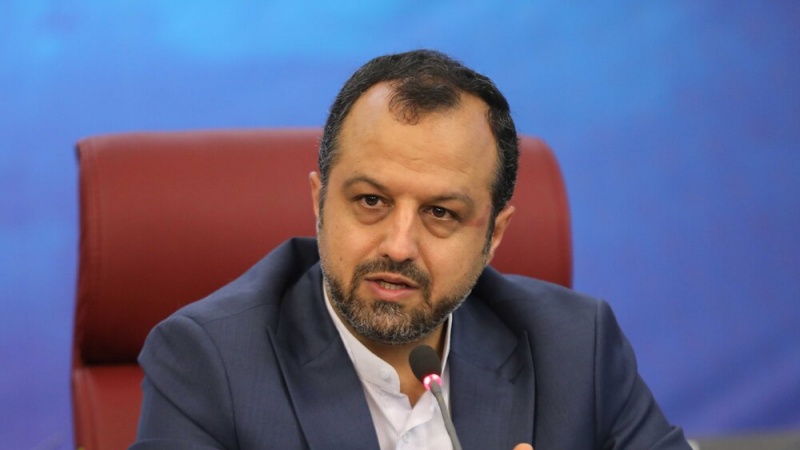 Iranpress:  نامه اعتراضی وزیر اقتصاد و امور دارایی ایران به اف ای تی اف