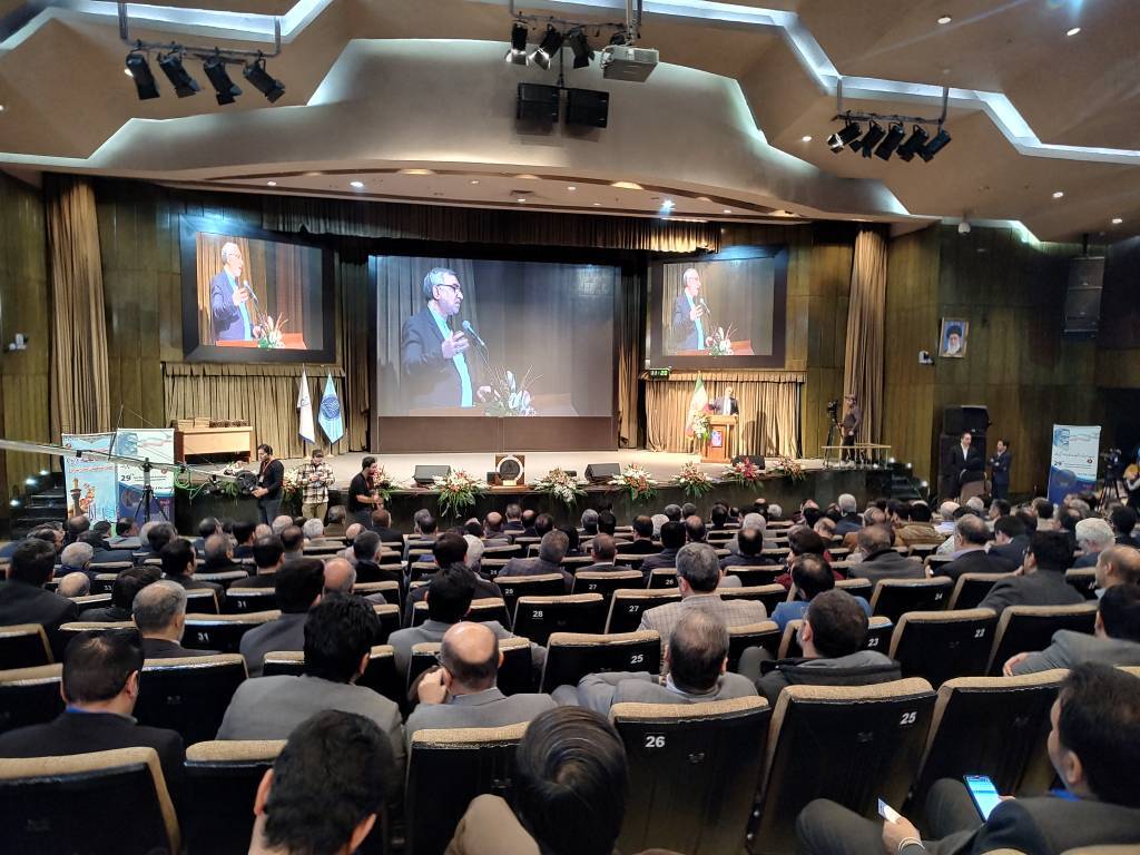 Iranpress: برگزاری جشنواره رازی با تقدیر از برگزیدگان علوم پزشکی