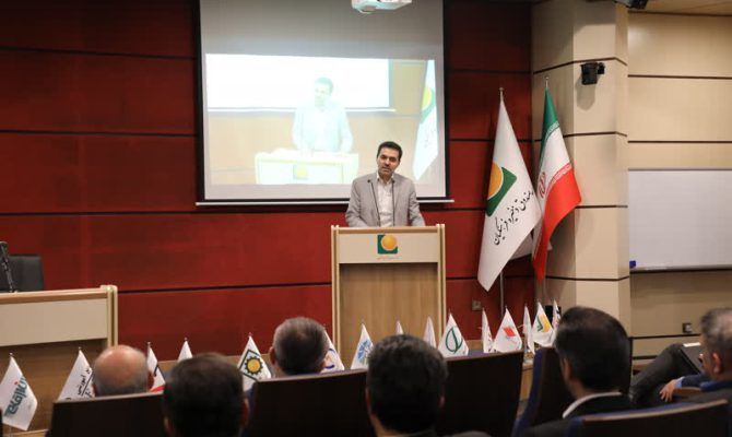 Iranpress: اعلام اولویت های صندوق ذخیره فرهنگیان در سال جهش تولید