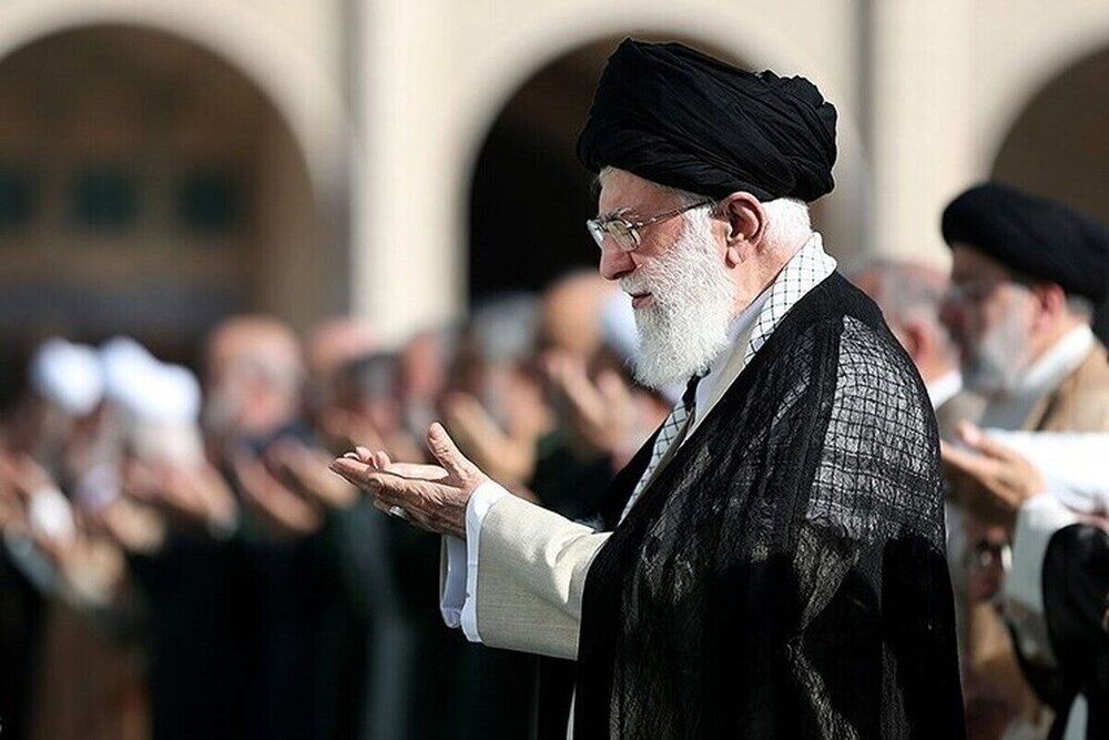 Iranpress: اعلام عید سعید فطر از سوی دفتر مقام معظم رهبری