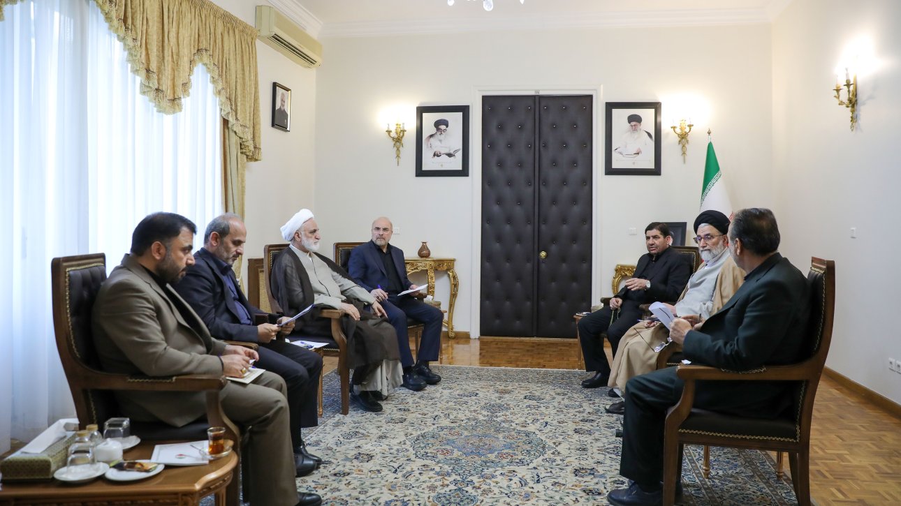 Iranpress: تأکید رؤسای قوای قضائیه و مقننه بر همکاری با دولت در برگزاری موفق انتخابات