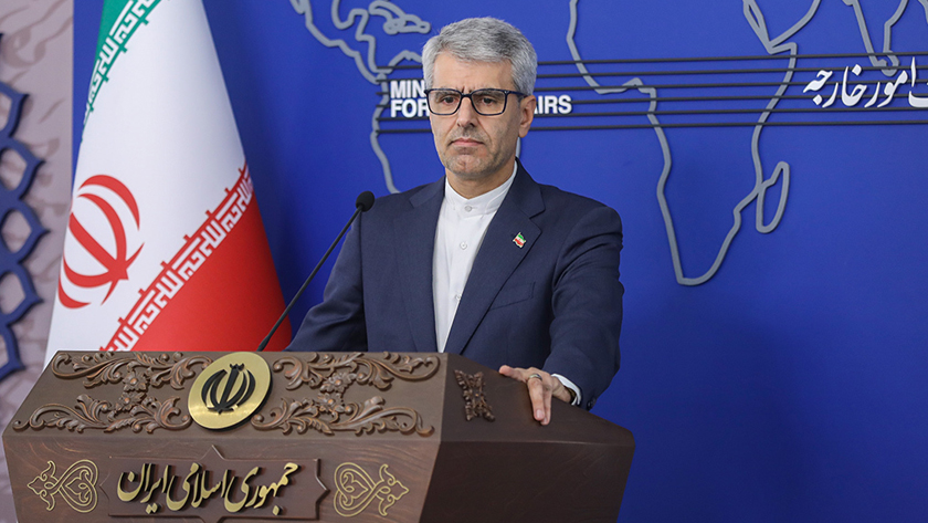 Iranpress: بقائی خطاب به انگلیس و آلمان: به جای ایران، به ارباب آمریکایی خود درس اخلاق بدهید