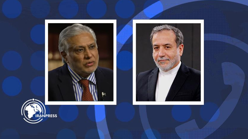 Iranpress: گفت‌وگوی تلفنی وزیر خارجه پاکستان با عراقچی با محوریت مذاکرات ایران - آمریکا