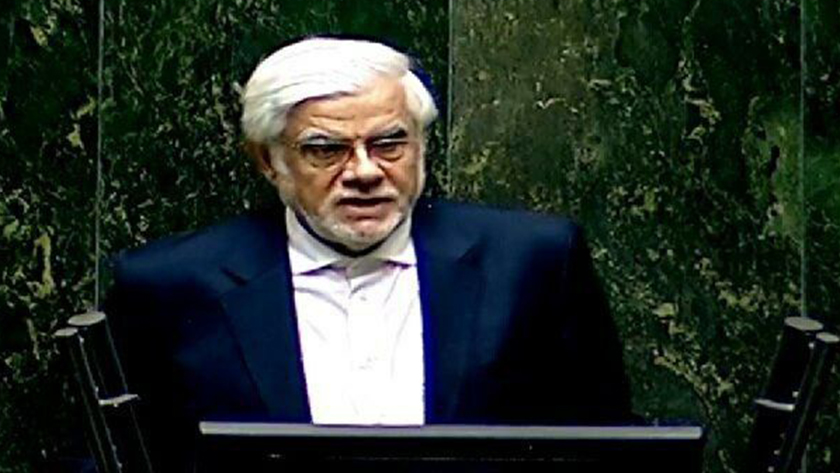 Iranpress: عارف: دولت برای برنامه هفتم، پیوست معیشتی در نظر گرفت