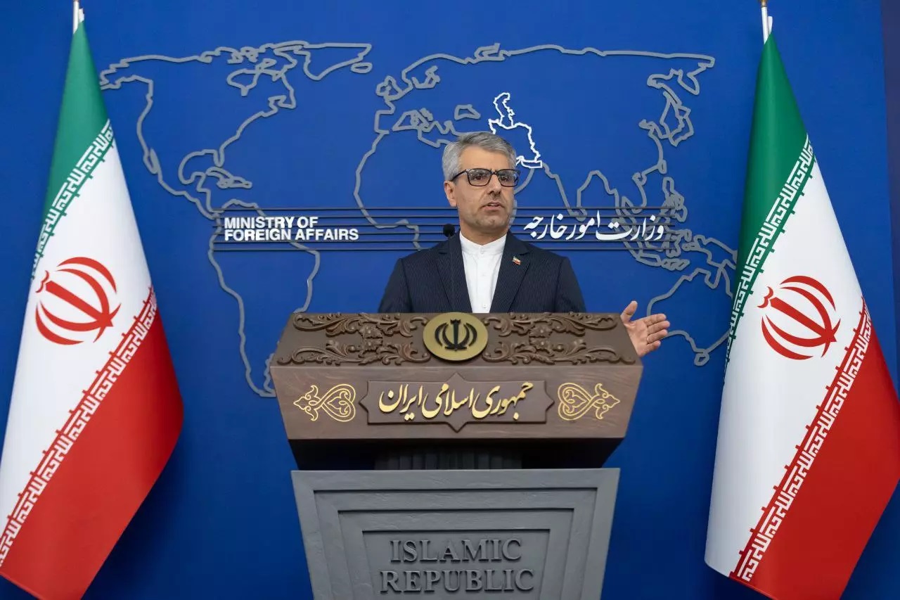 Iranpress: بقائی: تصمیم تهران برای حضور در گفت وگوهای هسته ای آینده هنوز نامشخص است