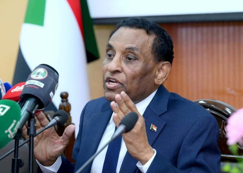 Iranpress: نخست‌وزیر سودان: اعزام نیروهای بین‌المللی به کشور ما نتیجه معکوس خواهد داشت