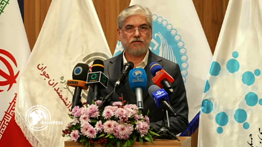 Iranpress: وزیر علوم ایران: توسعه شرط بقای همه‌جانبه کشور است + ویدئو