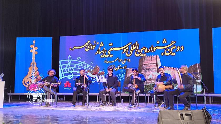 Iranpress: طنین نوای‌حماسی در جشنواره بین‌المللی موسیقی ایثار