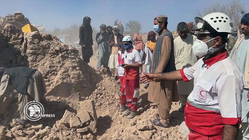 Iranpress: کمک‌رسانی ایران به‌ زلزله‌زدگان افغانستان  