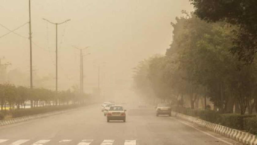 Iranpress: آماده‌باش هلال احمر در پی پیش‌بینی‌ ورود طوفان به کرمان طی امروز و فردا