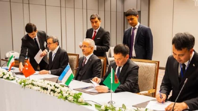 Iranpress: توافق اعضای اکو برای ایجاد کریدور حمل‌ونقل بین‌المللی آسیا و اروپا