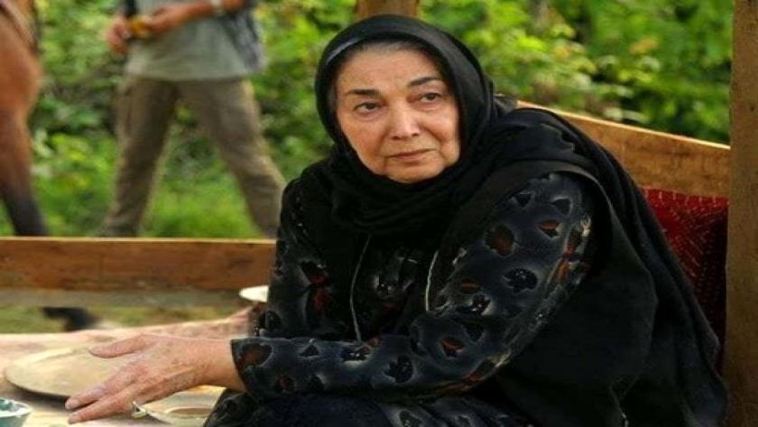 Iranpress: پروانه معصومی درگذشت