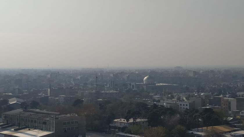 Iranpress: افزایش غلظت آلاینده‌های جوی و کاهش کیفیت هوا در شهرهای صنعتی و پرجمعیت