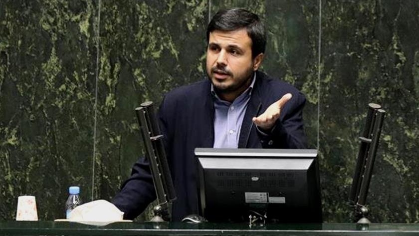 Iranpress: تشکیل وزارت بازرگانی به سرانجام مطلوب نمی‌رسد