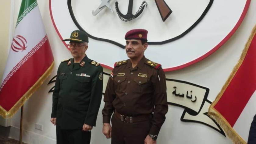 Iranpress: توسعه همکاری‌های نظامی ایران و عراق