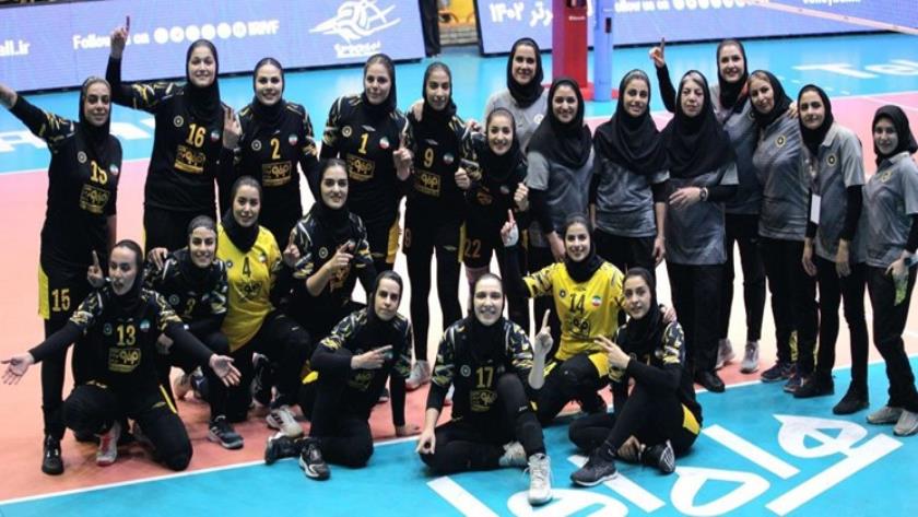 Iranpress: قهرمانی سپاهان در دور رفت والیبال زنان 