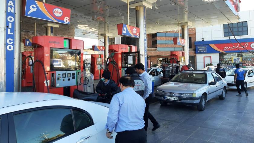 Iranpress: بیش از ۷۰ درصد از جایگاه‌های سوخت تهران به صورت آفلاین وارد مدار شدند