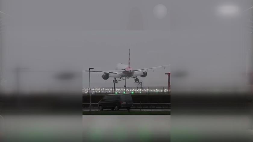 Iranpress: ببینید: فیلمی از فرود ناموفق هواپیمای ٧٧٧ بریتیش ایرویز