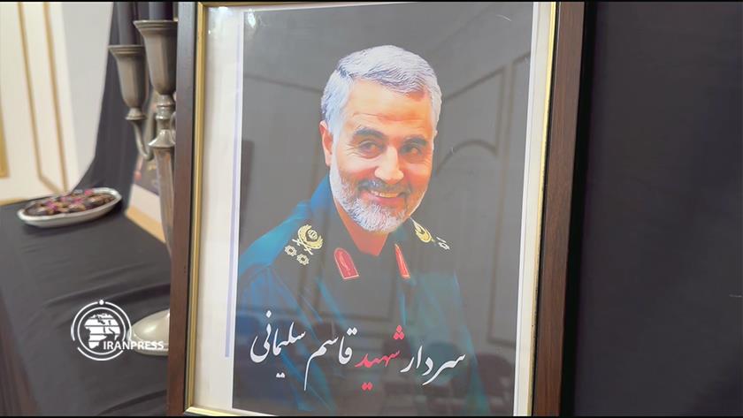 Iranpress: مراسم یادبود شهید سردار سلیمانی در لندن در قاب تصویر