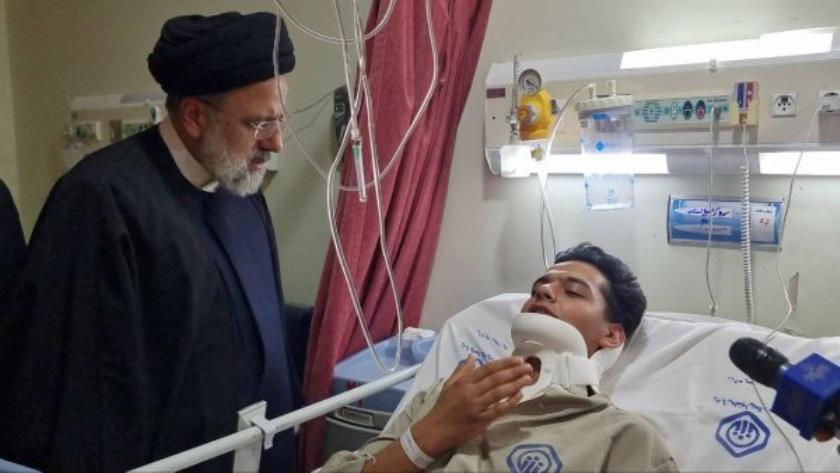 ایران پرس: عیادت رئیسی از مجروحان جنایت تروریستی کرمان