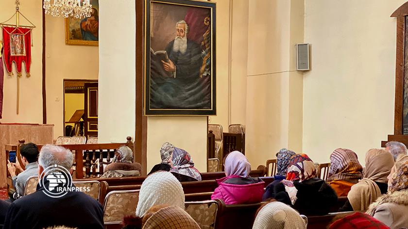 Iranpress: مراسم سال‌نو ارامنه ارتودوکس در کلیسای سرکیس مقدس تبریز در قاب تصویر