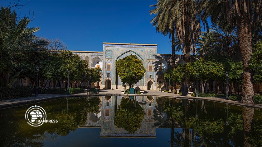Iranpress: مدرسه‌ خان شیراز؛ روایت تاریخ علم در ایران