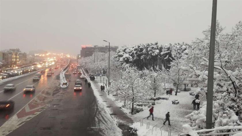 Iranpress: امروز برف و باران مهمان غرب و مرکز کشور است