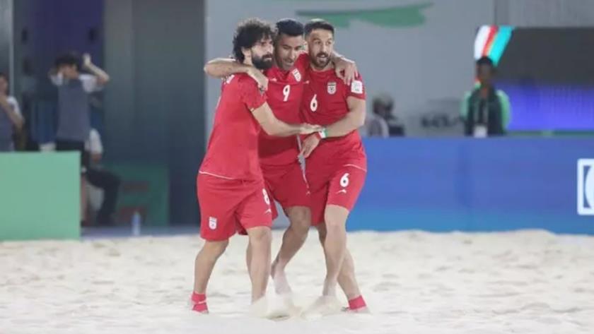Iranpress: جام جهانی فوتبال ساحلی؛ صعود ایران به مرحله حذفی