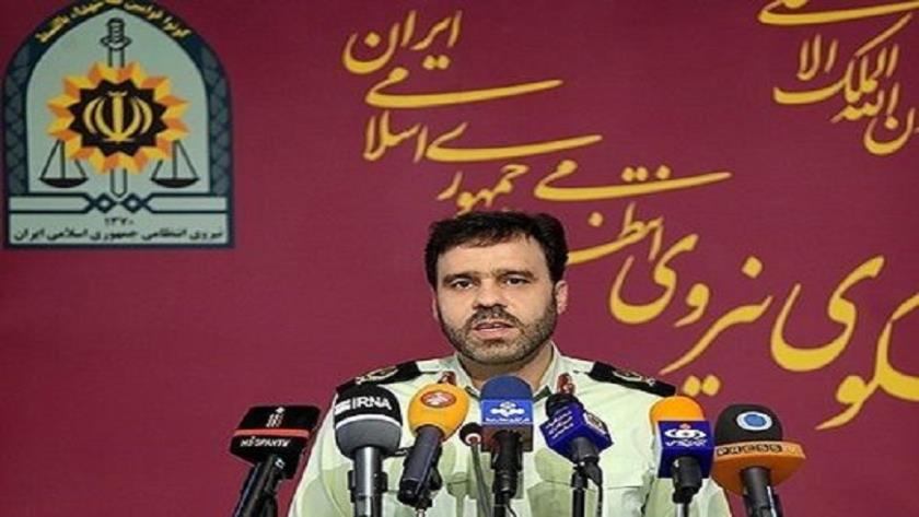 Iranpress: آماده باش ۱۹۰‌هزار نیروی پلیس برای تامین امنیت انتخابات