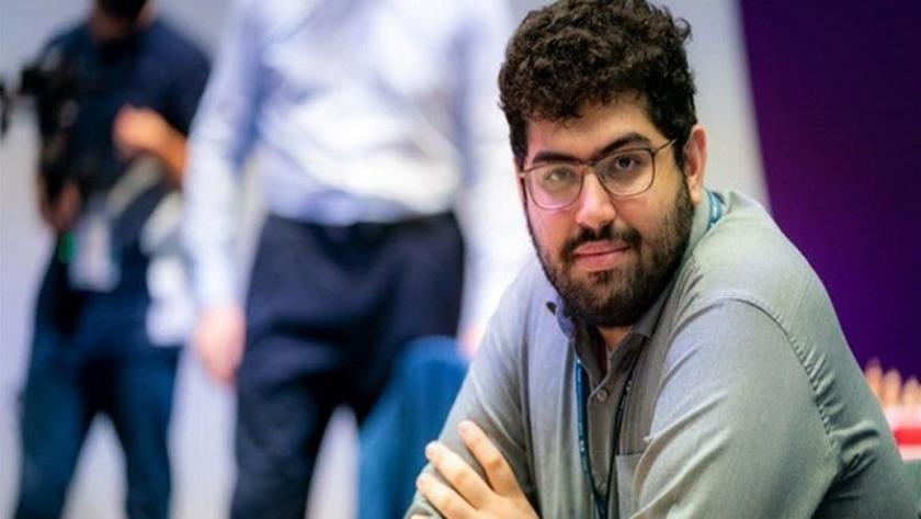 Iranpress: قهرمانی نماینده ایران در مسابقات شطرنج فرانسه