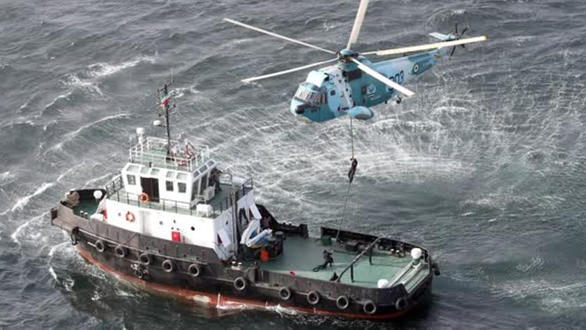 Iranpress: اجرای عملیات آزاد سازی کشتی ربوده شده توسط دزدان دریایی 