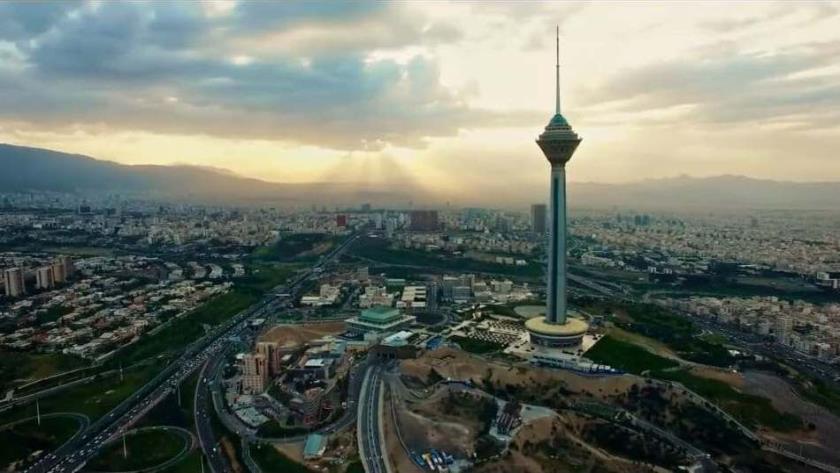 Iranpress: هوای امروز تهران در وضعیت قابل قبول