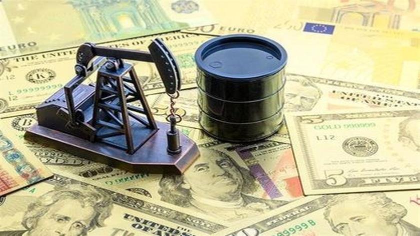 Iranpress: بزرگترین قرارداد نفتی تاریخ کشور به ارزش ۱۳ میلیارد دلار امضا شد
